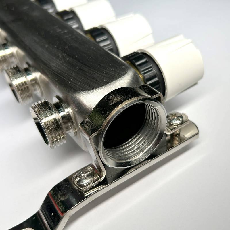 Коллекторная группа WATTS HKV-T 1 x 8 выходов 3/4 EK из нержавеющей стали 451W4308