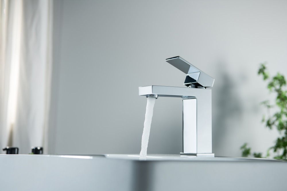 Смеситель для раковины Aquanet Либра 114 мм без донного клапана AQ1610CR