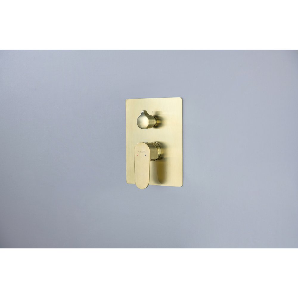 Смеситель для ванны Aquanet Oberon скрытого монтажа 2 режима шлифованное золото AQ1246BG