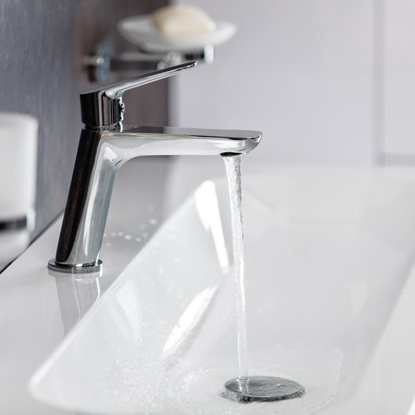 Смеситель для умывальника RAVAK Classic CL 011.00 с донным клапаном X070081