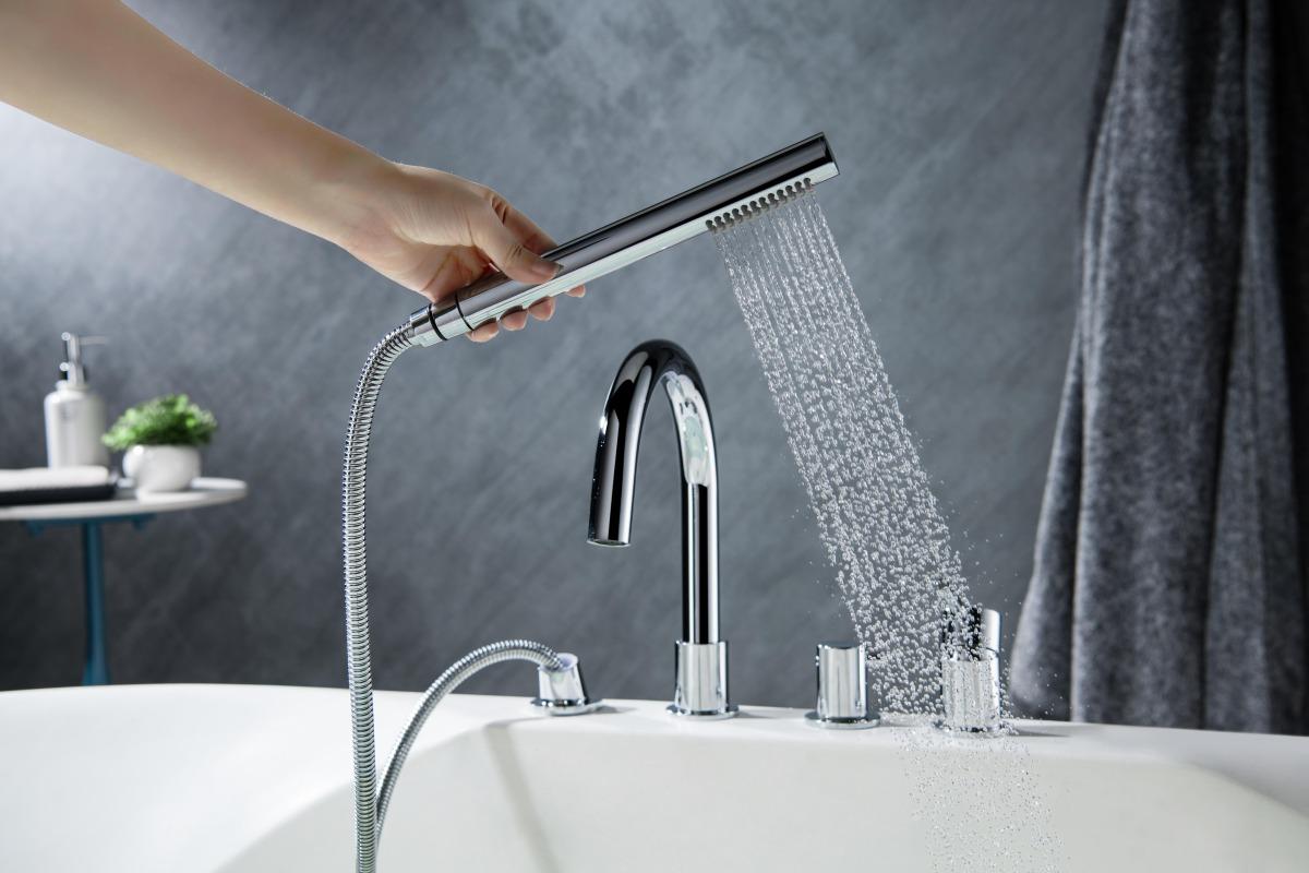 Смеситель на борт ванны Aquanet Европа на 4 отверстия хром AQ1348CR