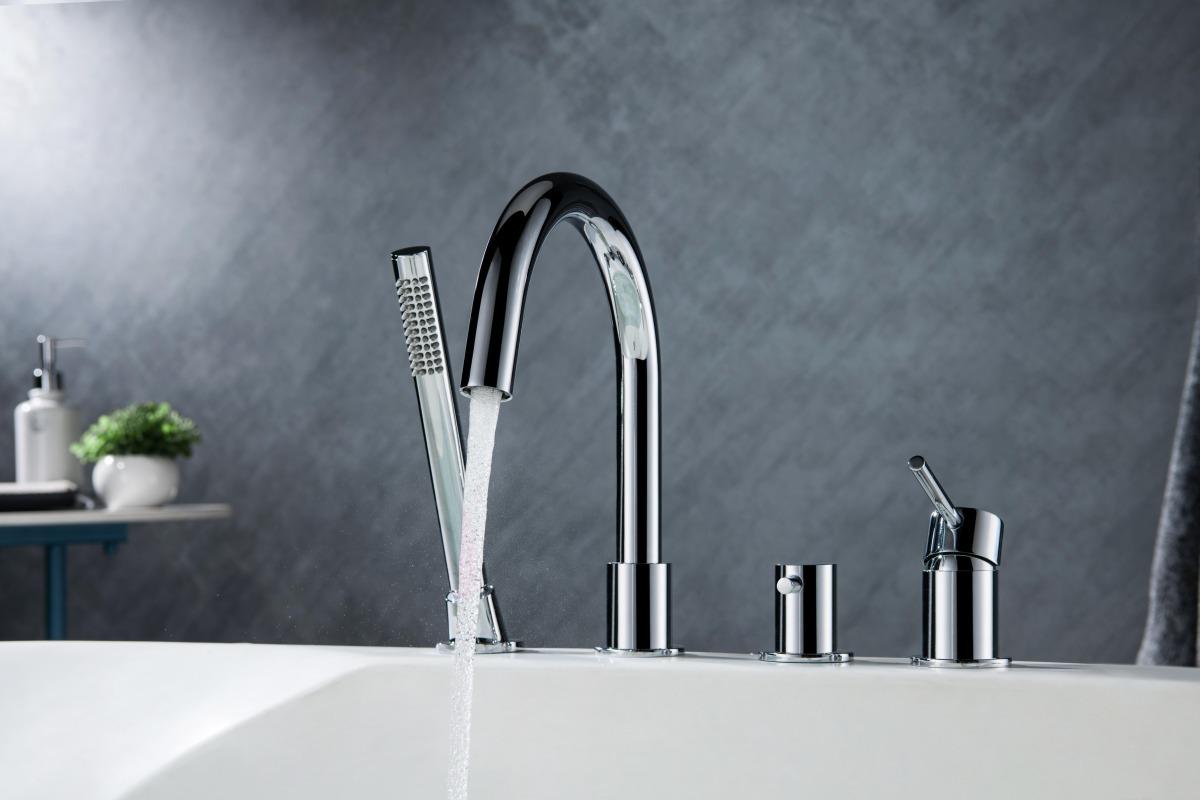 Смеситель на борт ванны Aquanet Европа на 4 отверстия хром AQ1348CR