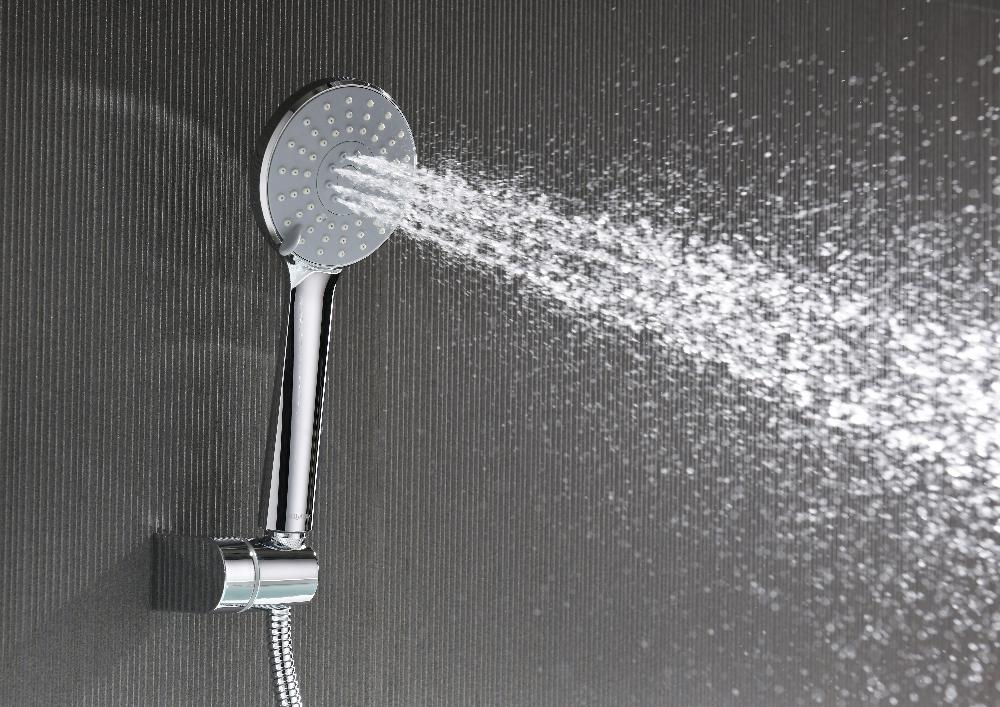 Смеситель для ванны с душевым набором Aquanet ЛИРА 3jet хром AQ1449CR