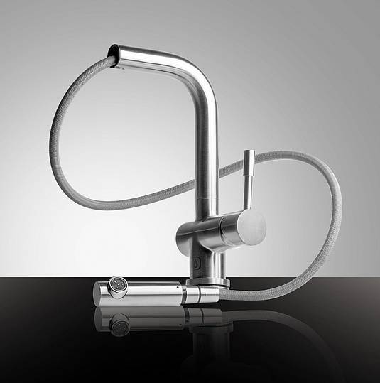 Смеситель для кухни с выдвижным изливом Omoikiri Koriyama-BN нержавеющая сталь 4991006