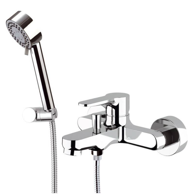 Смеситель для ванны Remer Winner с душевым набором хром W02