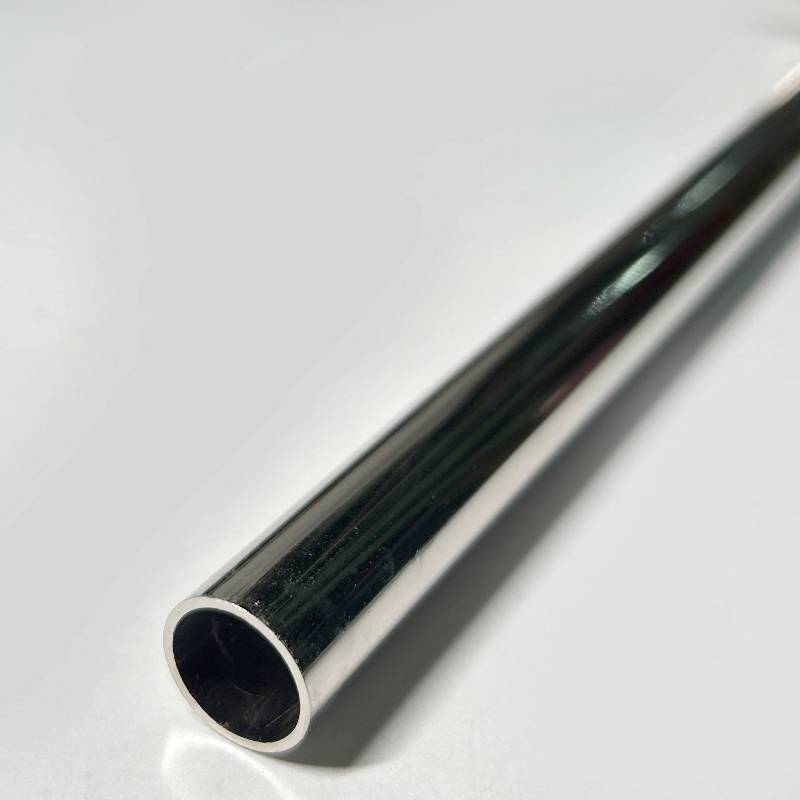 Угольник с трубкой аксиальный Uni-Fitt 16х15 мм L=250 мм 757G6152