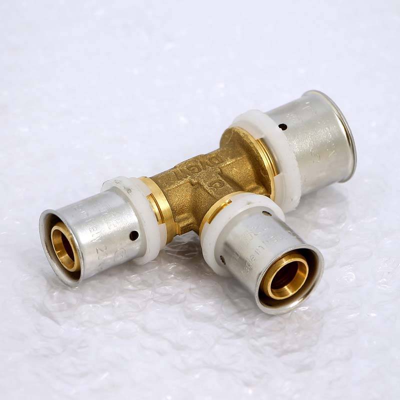 Тройник пресс Uni-Fitt 26х20х20 мм 706G8770