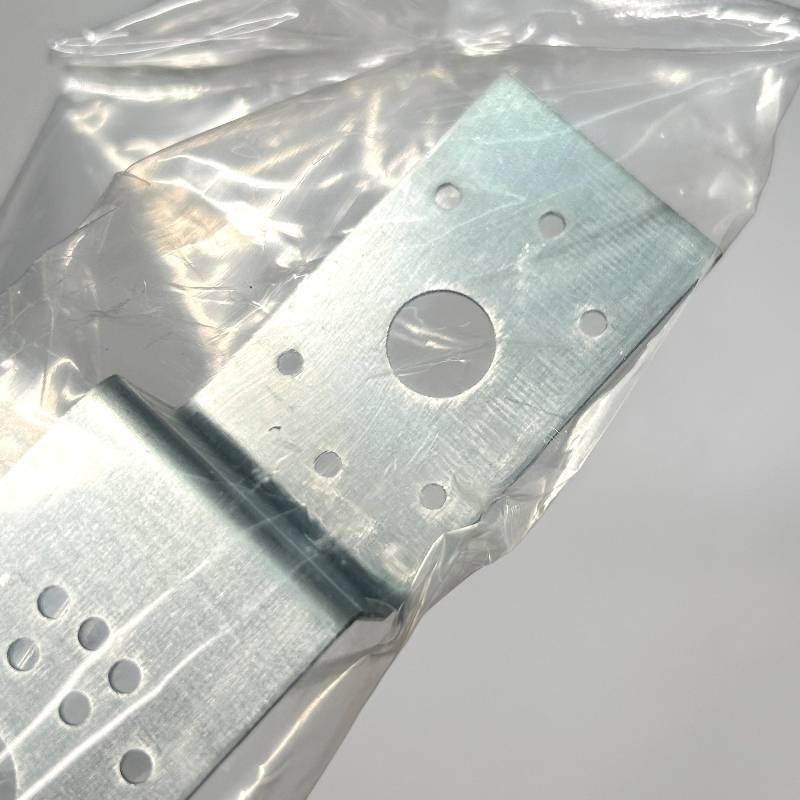 Монтажная планка Uni-Fitt для водорозеток изогнутая 861S3343