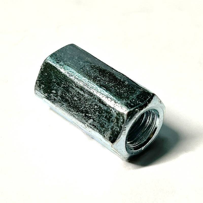 Гайка соединительная Duim M8 864C0800