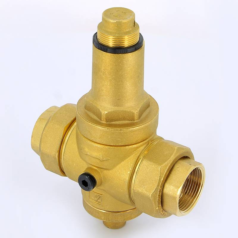 Редуктор давления Emmeti 1 1/4 ВВ с американками и отверстием под манометр 01060114