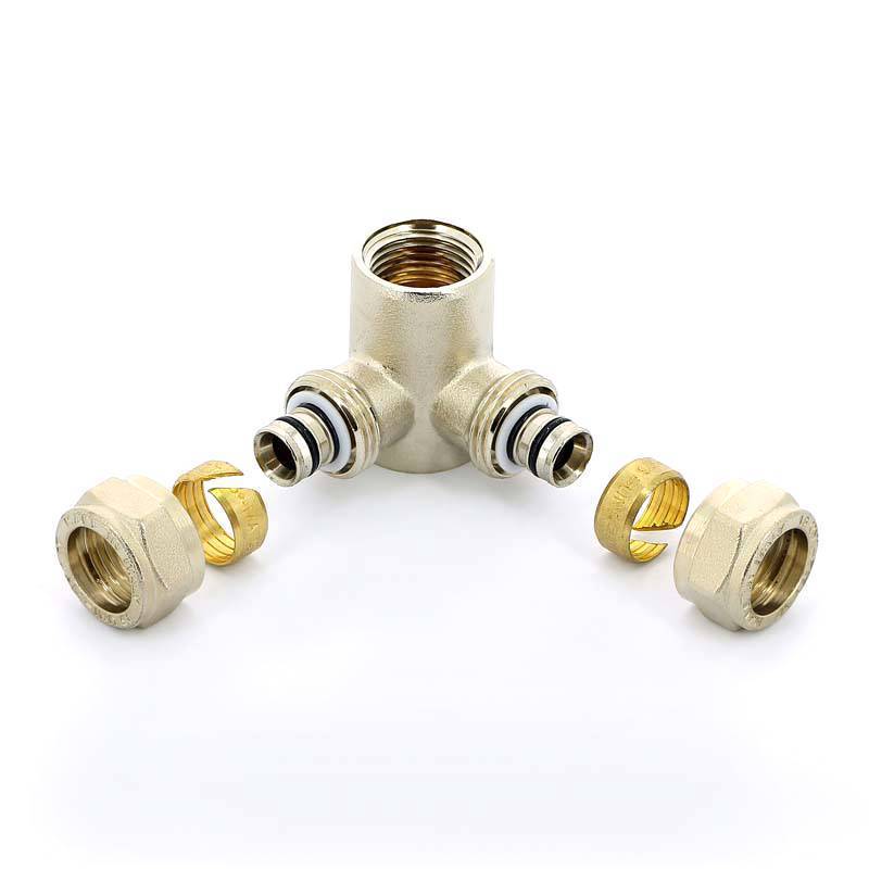 Водорозетка обжимная трехплоскостная Tiemme 16x1/2x16 никелированная 1600063