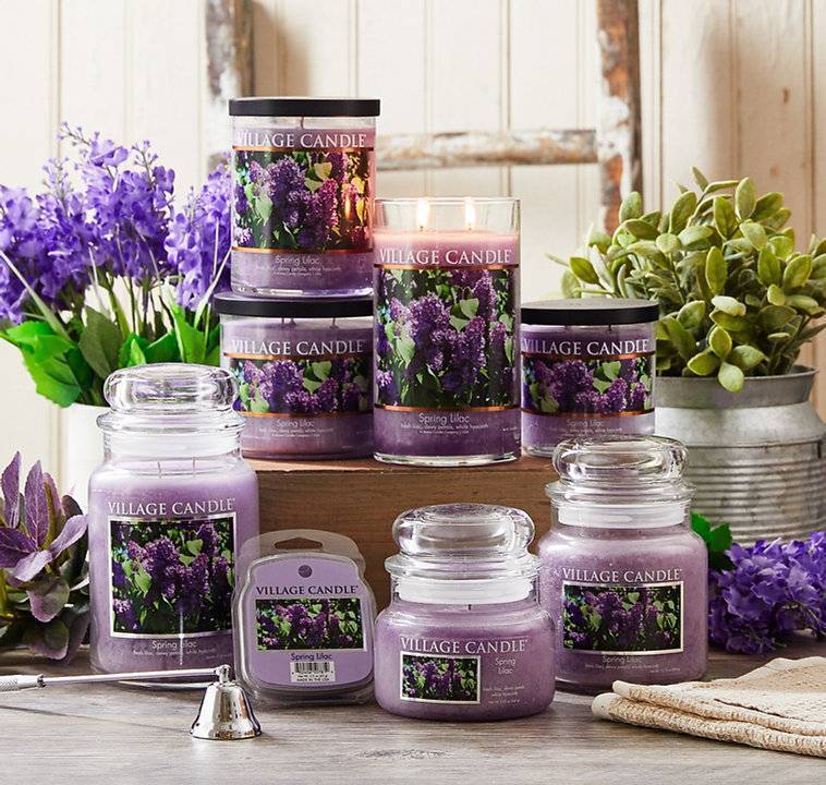 Ароматическая свеча Village Candle Spring Lilac Весенняя сирень 602 г 10146