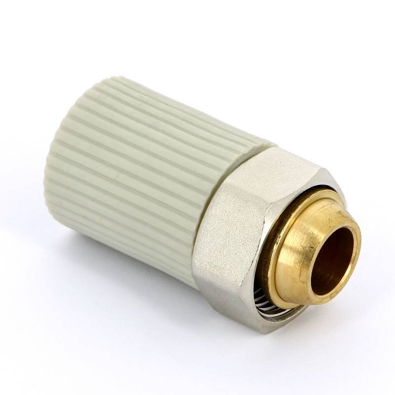 Муфта с накидной гайкой FV-Plast PPR/латунь 20 мм x 3/4 EK AA257020034