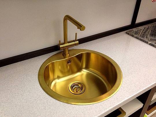 Смеситель для кухни Omoikiri Nagano-LG с подключением фильтра светлое золото 4994178