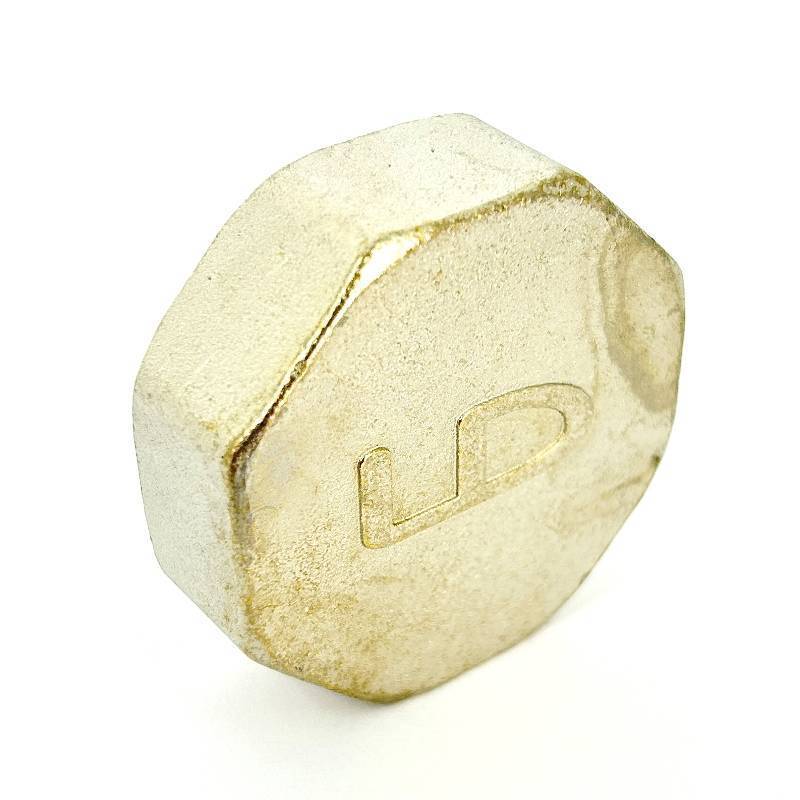 Заглушка латунная LD Pride 1 1/4 ВР никелированная 67.504.32