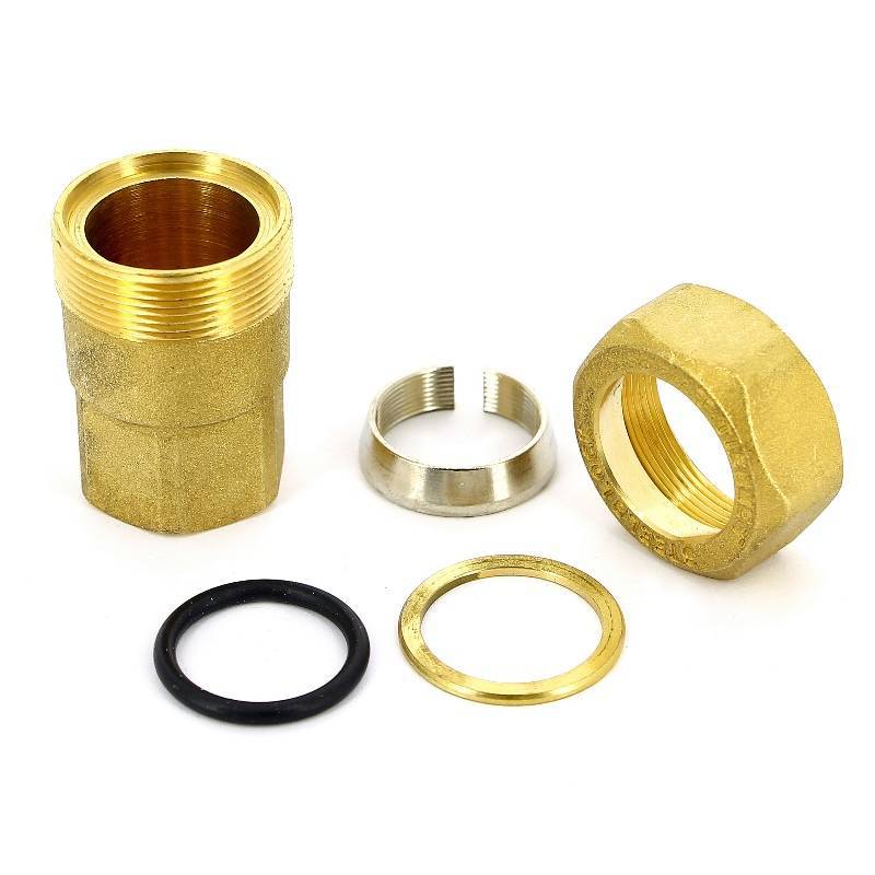 Муфта обжимная Tiemme 1592 1 1/4 ВР латунная 1500109