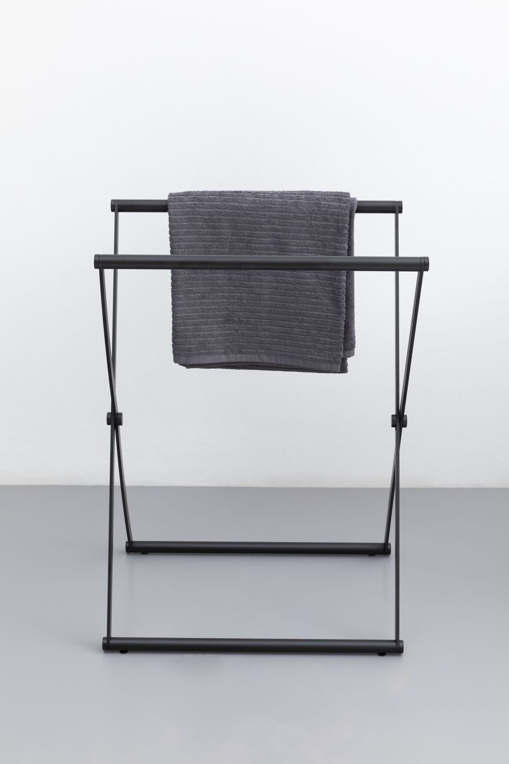 Рамка корзины для белья Allen Brau Priority 57.2x34x86.5 см черный матовый 6.32001-31