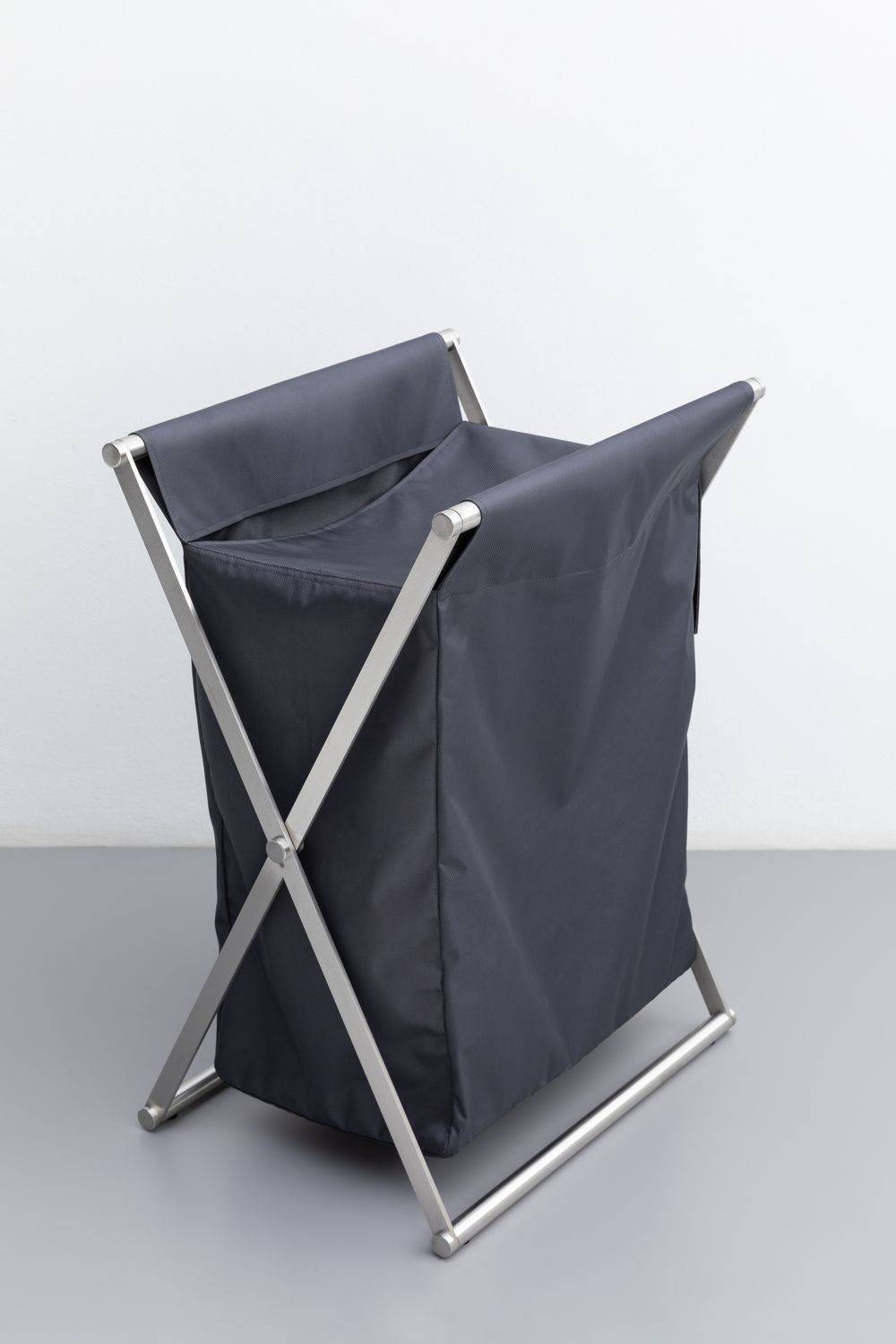 Корзина для белья Allen Brau Priority 57.2x34x86.5 см серая 00312046