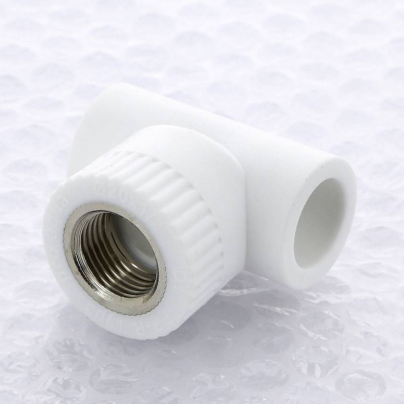 Тройник переходной Pro Aqua 20 мм х 1/2 ВР PA24008P