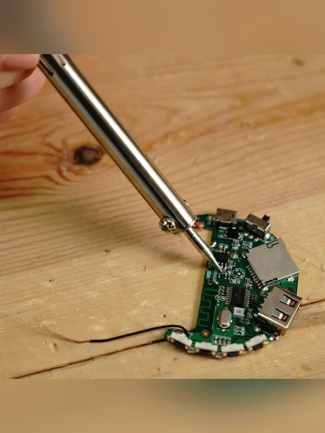 Паяльник DEKO SI03 065-0560