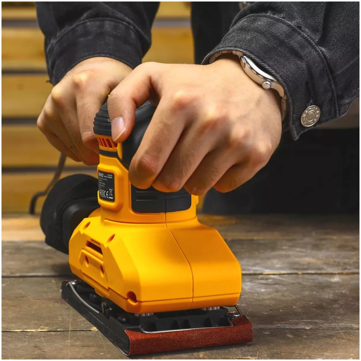 Вибрационная шлифмашина DEKO DKS350