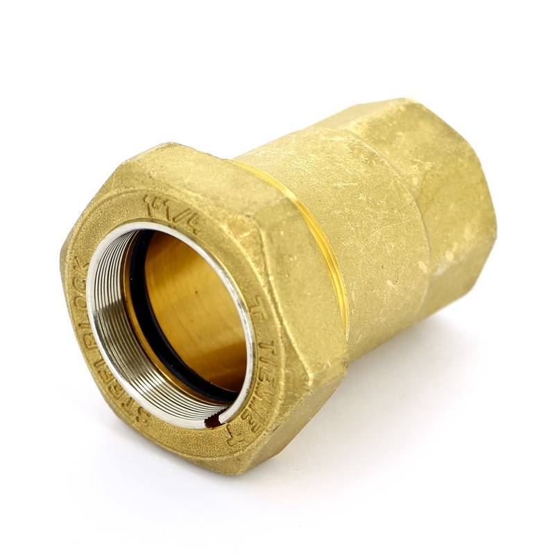 Муфта обжимная Tiemme 1592 1 1/4 ВР латунная 1500109