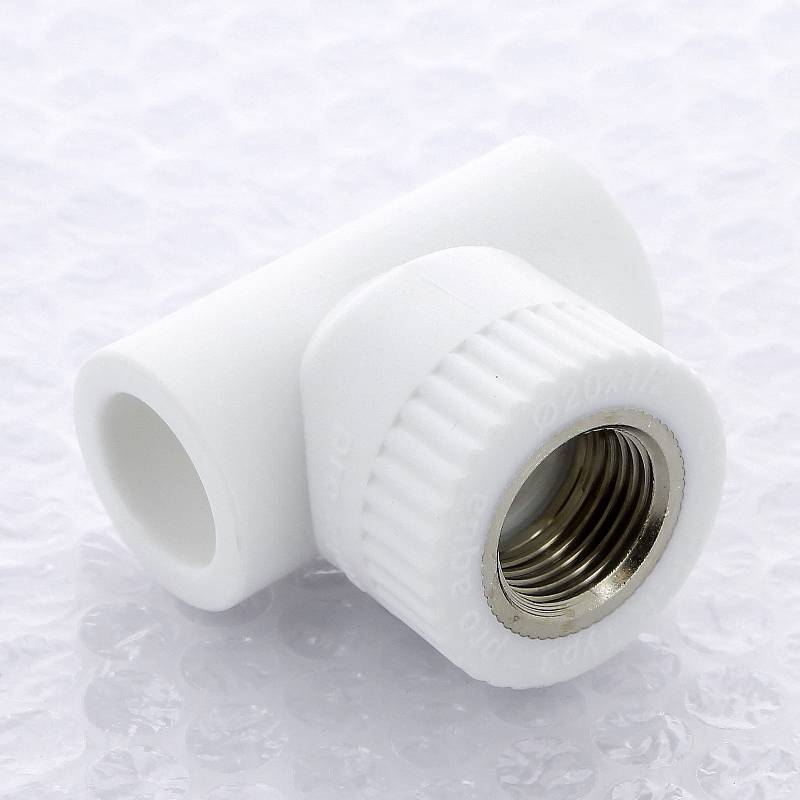 Тройник переходной Pro Aqua 20 мм х 1/2 ВР PA24008P