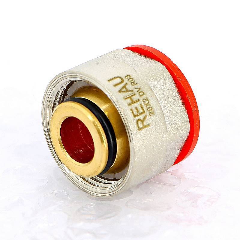 Соединитель обжимной REHAU RAUTHERM S 20x2.0 мм - 3/4 EK никелированный 250617