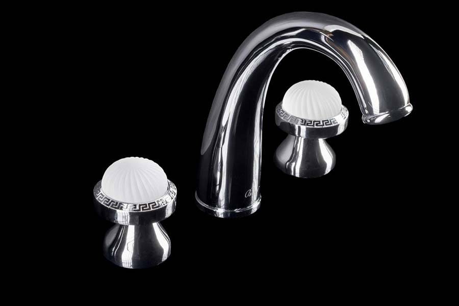 Смеситель для раковины на 3 отверстия Boheme Satine хром 277-ST