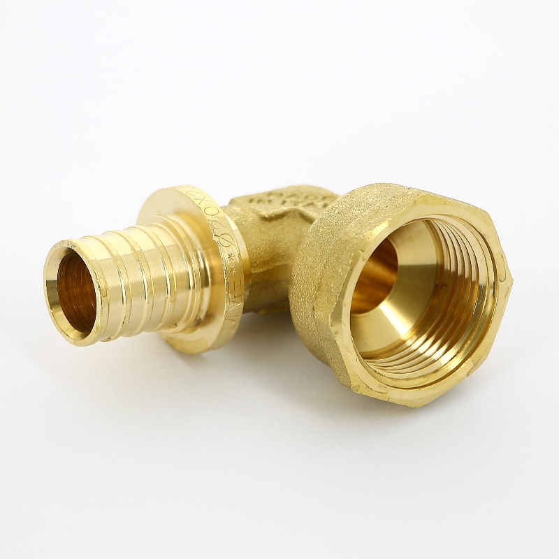 Угол аксиальный-В 20 х 3/4