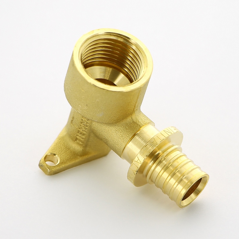 Водорозетка аксиальная 16 х 1/2, h = 40 мм