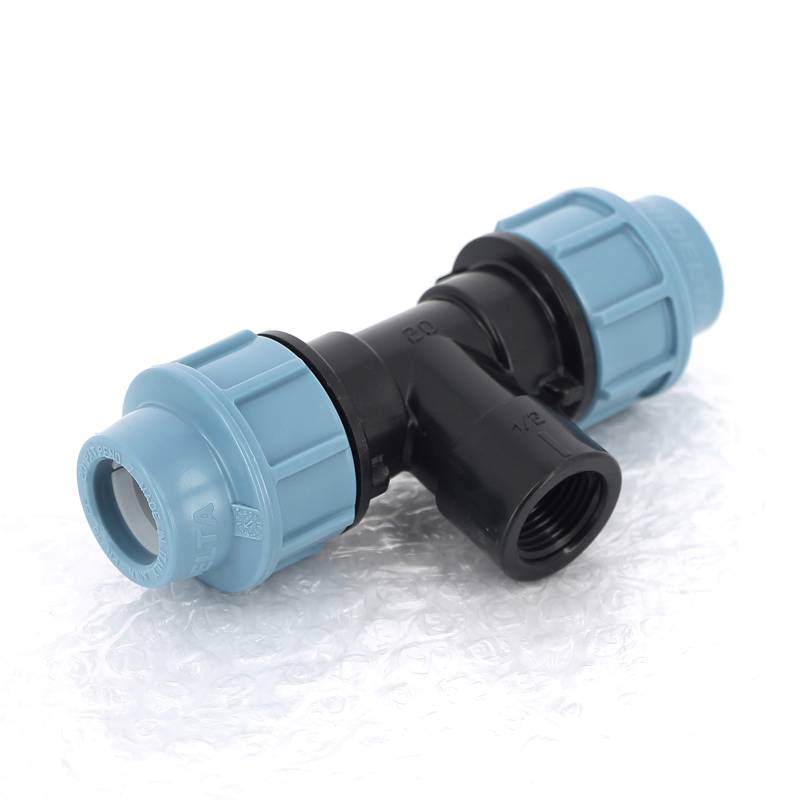 Тройник обжимной с внутренней резьбой Unidelta 20х1/2 для ПНД 1007020002