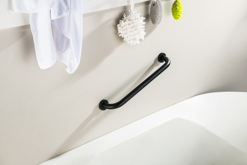 Поручень Aquatek 450 мм матовый черный AQ4995MB