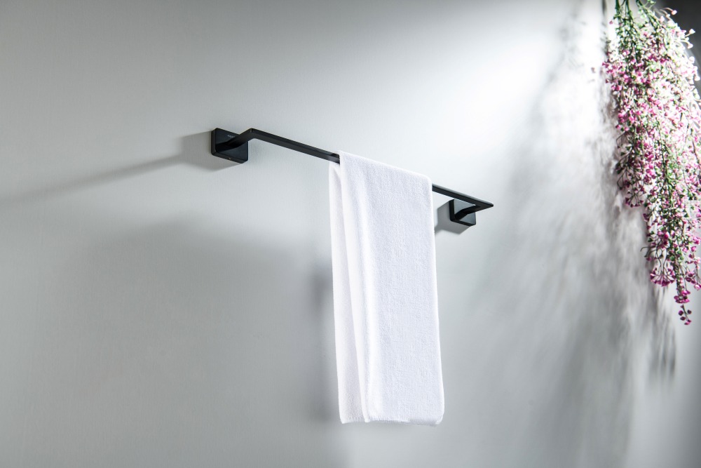 Полотенцедержатель Aquatek Libra 450 мм матовый черный AQ4320MB