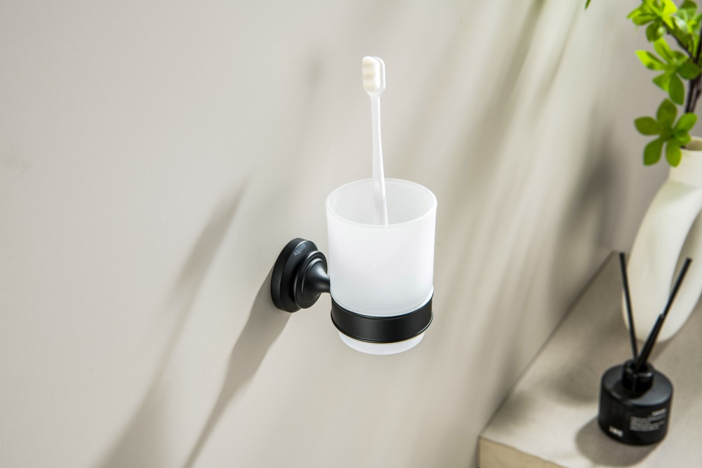 Стакан с держателем Aquatek Классик матовый черный AQ4504MB