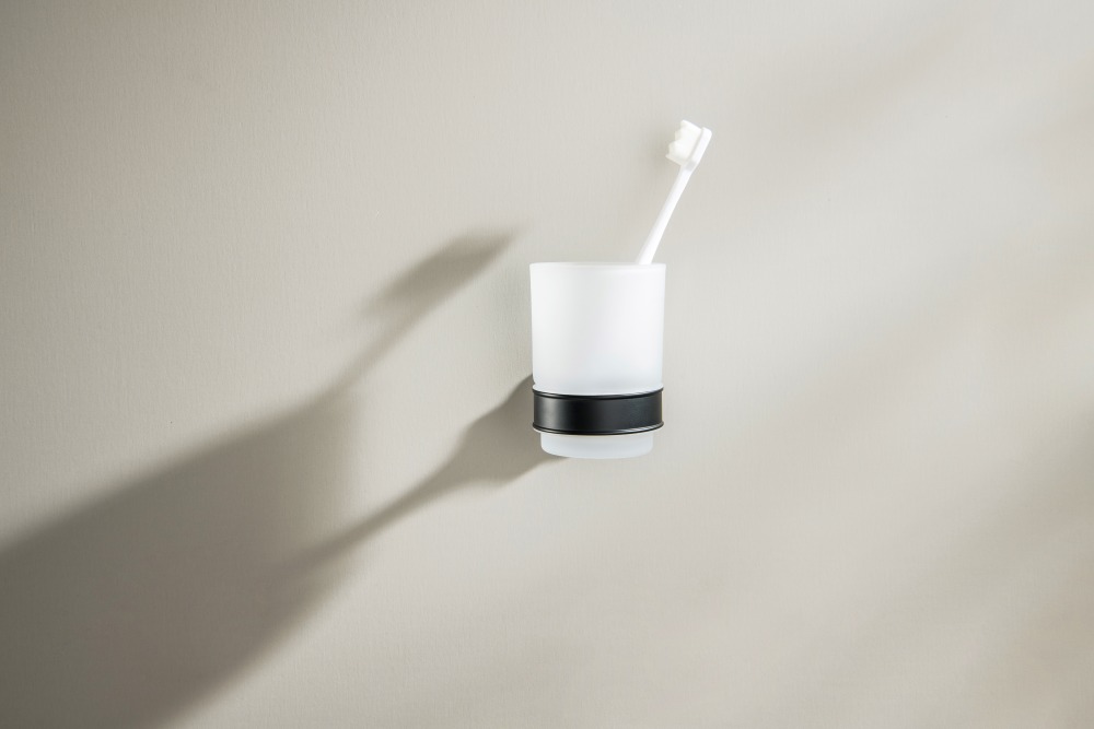 Стакан с держателем Aquatek Классик матовый черный AQ4504MB