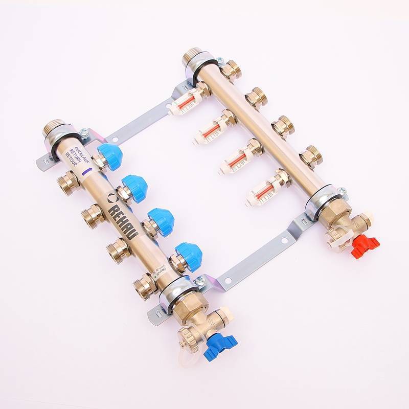 Коллекторная группа REHAU HKV-D 1 x 3/4 4 выхода 208041