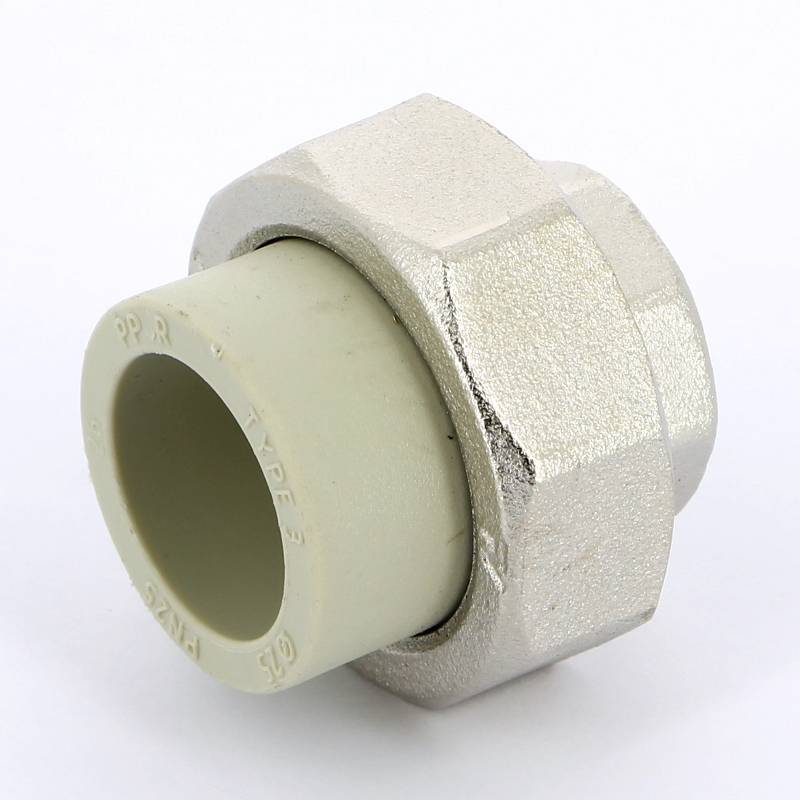 Муфта комбинированная FV-Plast с разъемным соединением ВР 25 мм х 3/4 236025