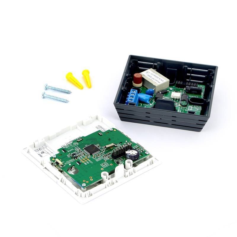 Термостат комнатный REHAU Nea H обогрев 24 В 13360241001