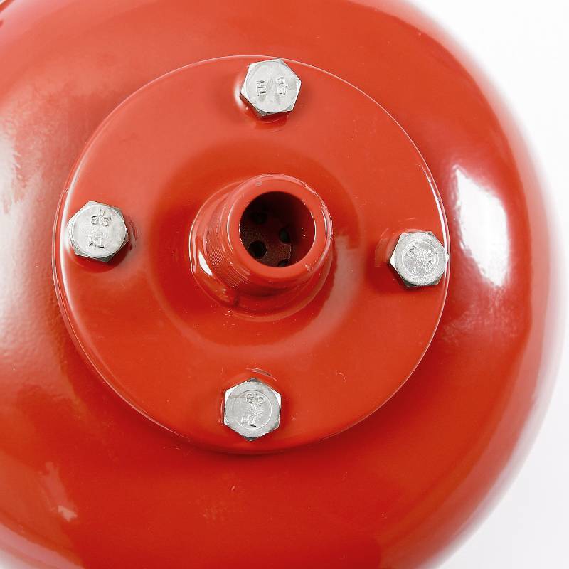 Расширительный бак для отопления Uni-Fitt WRV 8 л 3/4 вертикальный WRV8-U