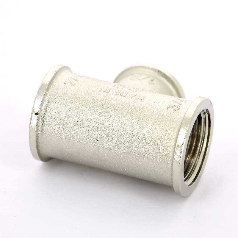 Тройник никелированный Tiemme 3/4x1/2x3/4 ВР-ВР-ВР 1500151