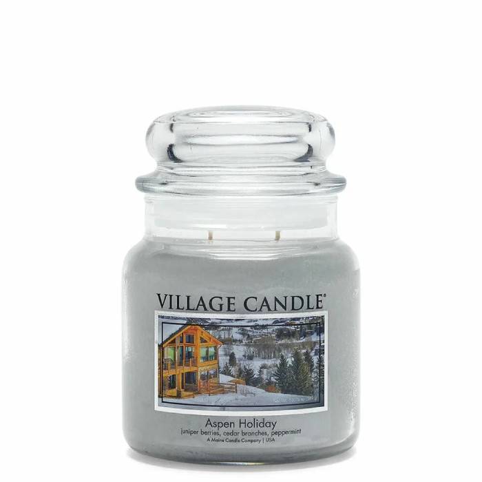 Ароматическая свеча Village Candle Рождественские каникулы 389 г 10036