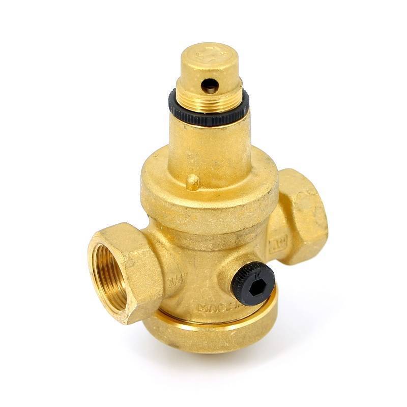 Редуктор давления UNI-FITT ВВ 3/4 латунный под аксиальный манометр 204G3140