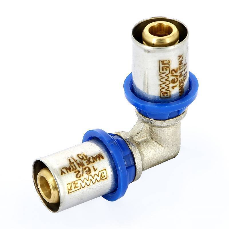 Угол пресс Emmeti Gerapex 16x16 мм 28101352