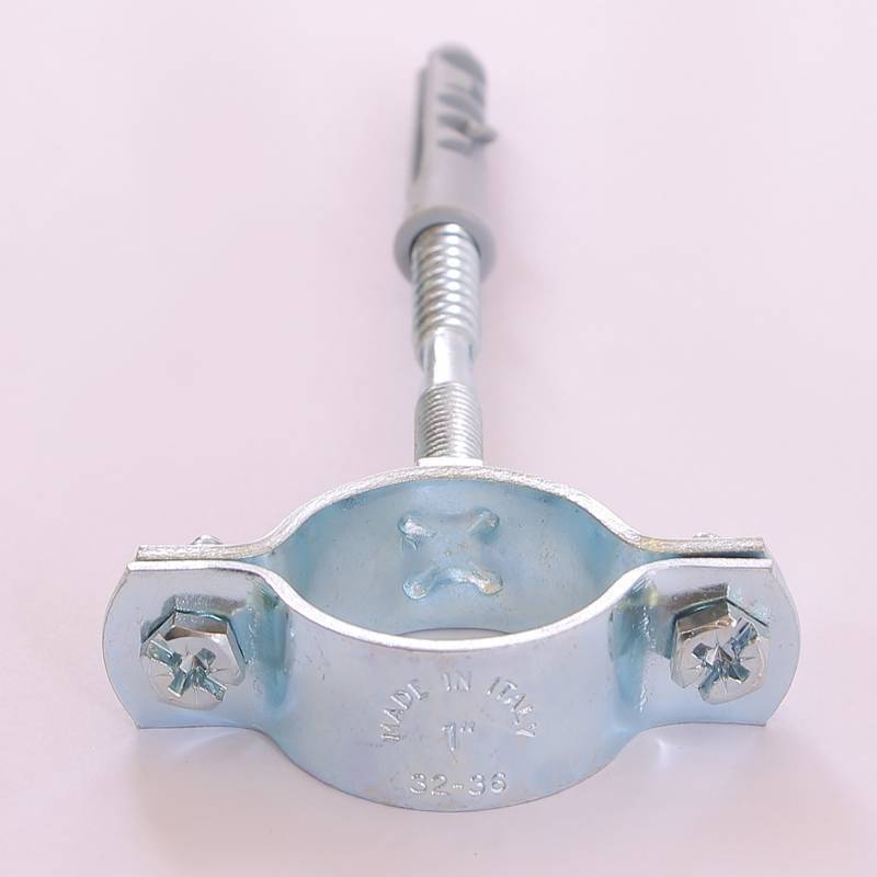 Кронштейн для стальной трубы с дюбелем Emmeti 1 01241856