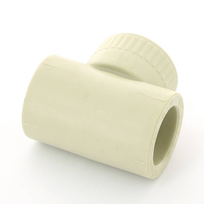 Тройник полипропиленовый Heisskraft 32х3/4 ВР 3183225