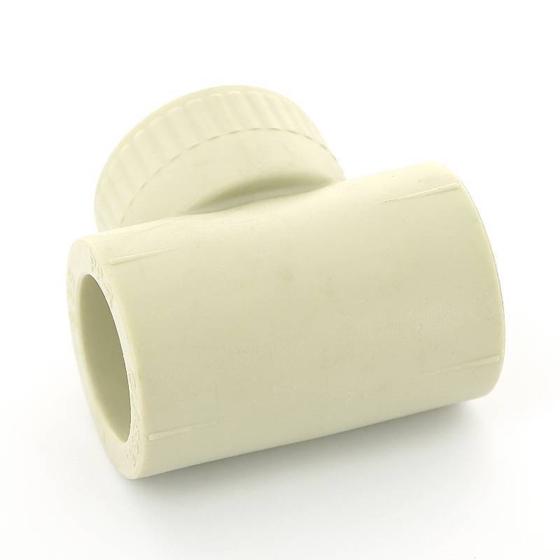 Тройник полипропиленовый Heisskraft 32х3/4 ВР 3183225