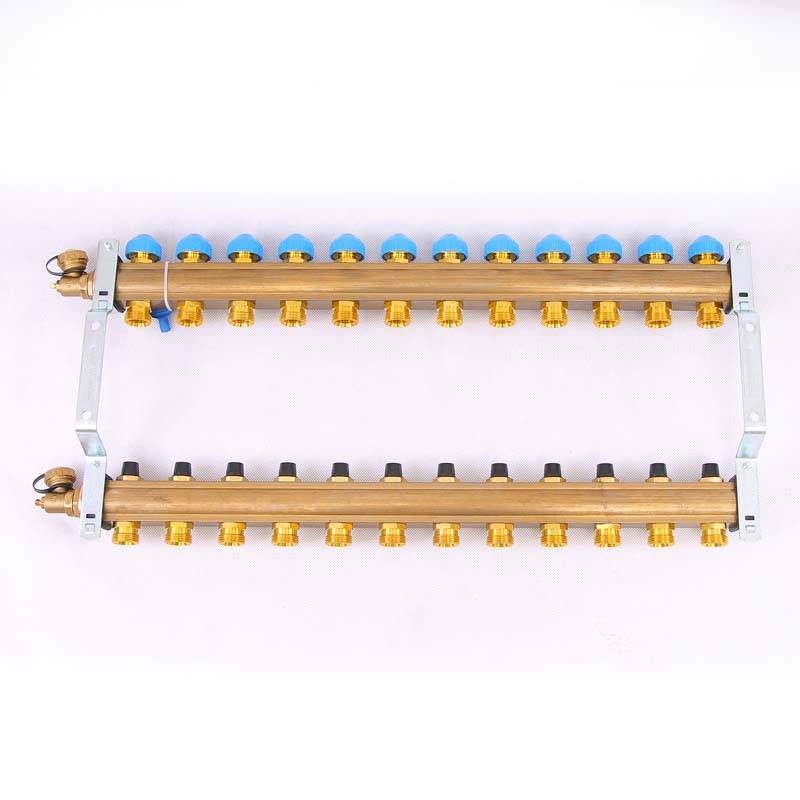 Коллекторная группа Watts HKV 1x3/4 EK 12 выходов с вентилями 10004192