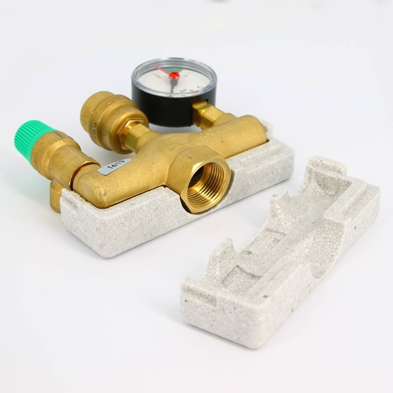 Группа безопасности котла Uni-Fitt до 50 кВт 1 3 бар с теплоизоляцией 253G4530