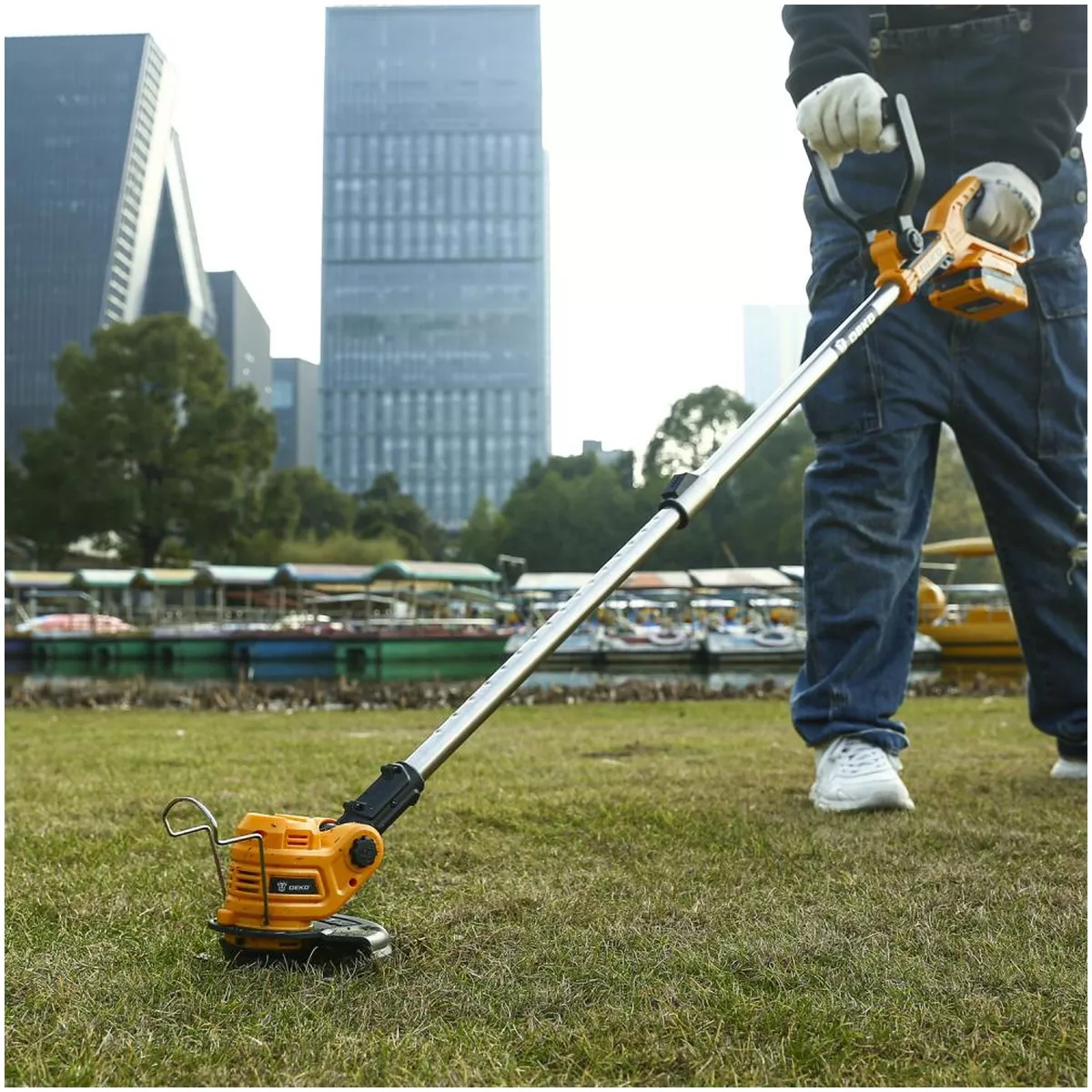 Триммер аккумуляторный Deko DKTR21 21 В 13598